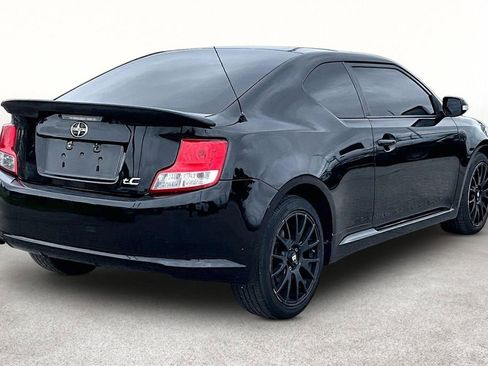 Used 2013 Scion tC FWD image 2