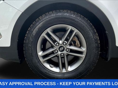 Used 2017 Hyundai Santa Fe Sport w/ 2.4L Tech Package 04 AWD/4WD image 43