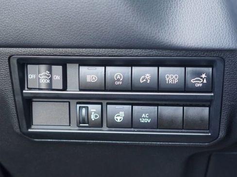 Certified 2022 Toyota Tundra Limited w/ TRD Off-Road Package AWD/4WD image 24