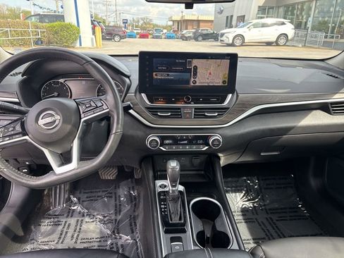 Used 2023 Nissan Altima 2.5 SL image 11