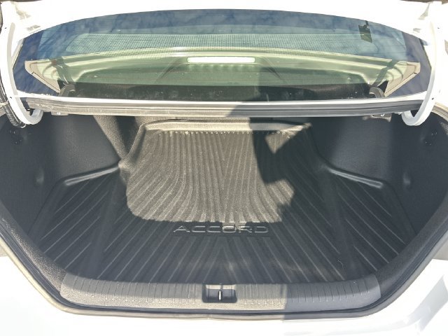 Used 2023 Honda Accord EX image 30