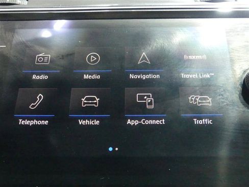 Used 2018 Volkswagen Tiguan SEL image 38