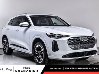 Used 2025 Audi Q5 Premium w/ Convenience Package