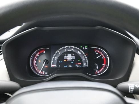 Used 2024 Toyota RAV4 XLE image 18