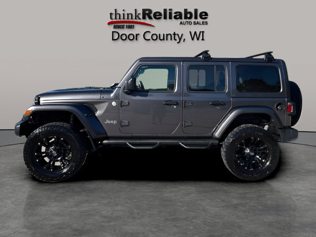 Used 2018 Jeep Wrangler Unlimited Sahara w/ Cold Weather Group AWD/4WD image 2
