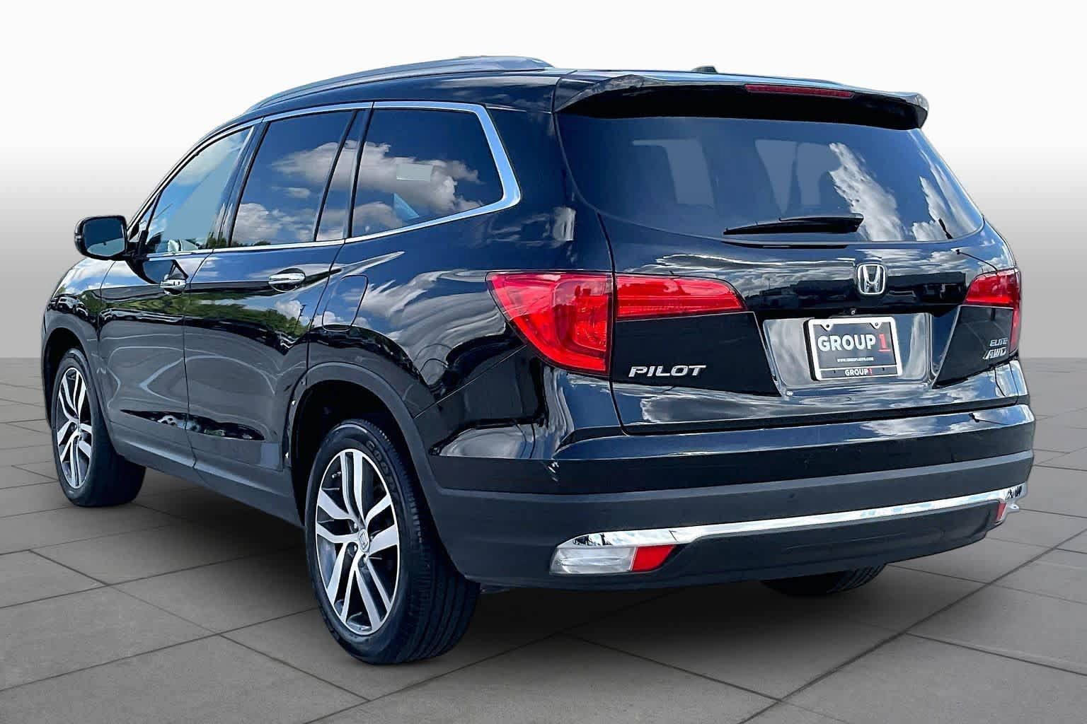 Used 2016 Honda Pilot Elite image 12