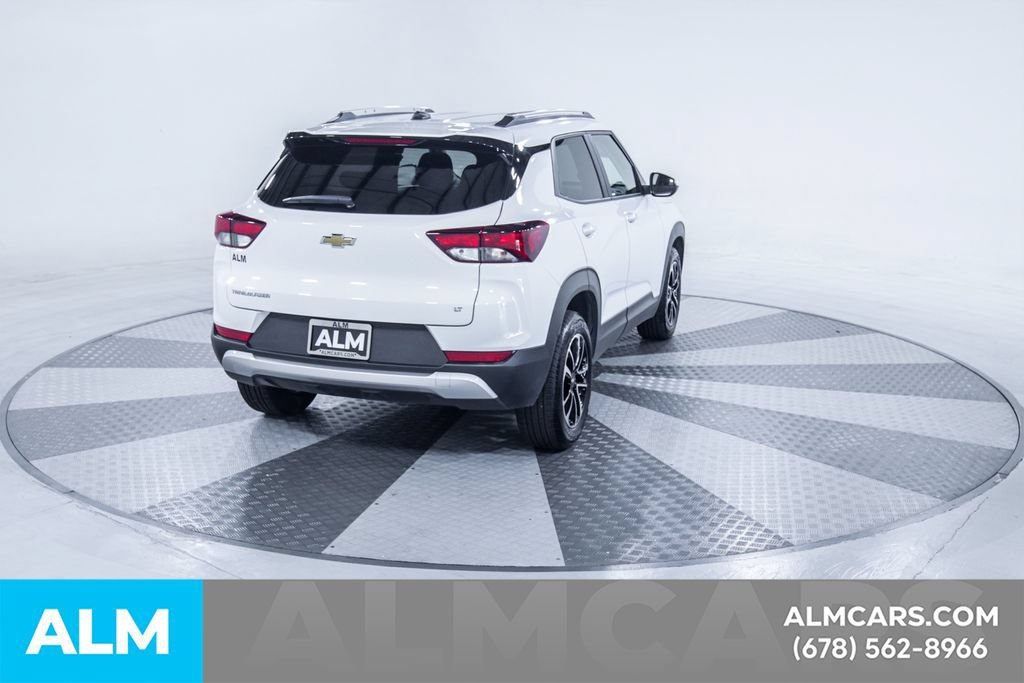 Used 2025 Chevrolet TrailBlazer LT FWD image 9