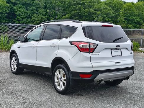 Used 2018 Ford Escape SE AWD/4WD image 5