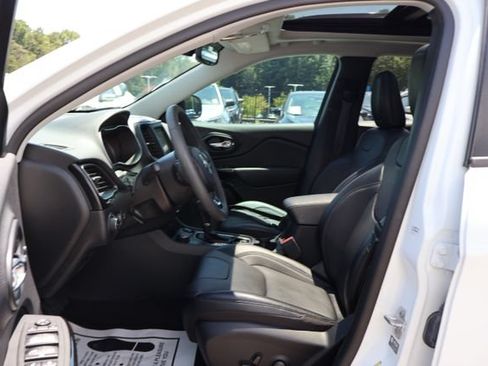 Used 2023 Jeep Cherokee Altitude Lux w/ Lux Elite Package AWD/4WD image 20