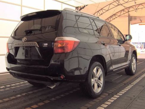 Used 2008 Toyota Highlander Sport FWD image 2