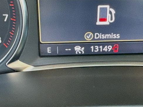 Used 2024 Chevrolet Blazer LT w/ Convenience Package FWD image 11