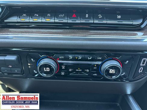 Used 2024 Chevrolet Silverado 1500 RST AWD/4WD image 6