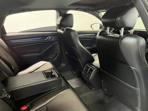 Used 2021 Honda Accord Sport image 14