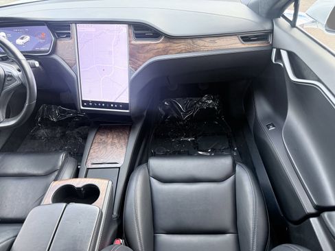Used 2020 Tesla Model S Long Range image 34