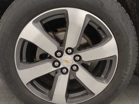 Used 2018 Chevrolet Traverse LT image 31