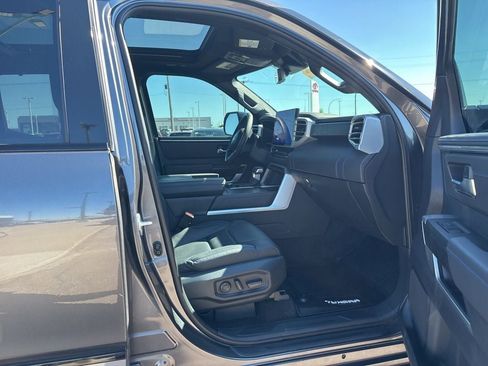 Used 2023 Toyota Tundra Platinum AWD/4WD image 36