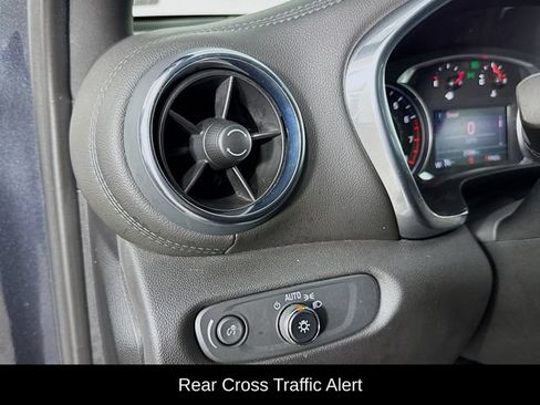 Used 2022 Chevrolet Blazer LT AWD/4WD image 13