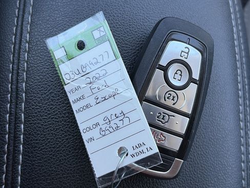 Used 2022 Ford Escape SE w/ Convenience Package image 36