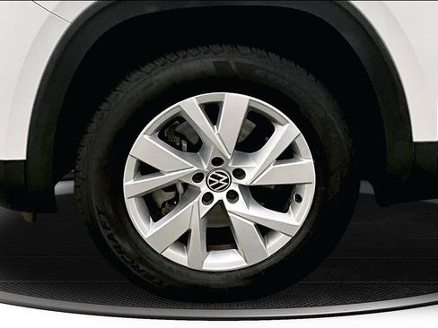 Used 2021 Volkswagen Atlas Cross Sport S AWD/4WD image 32