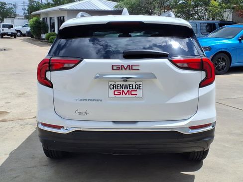 Used 2021 GMC Terrain SLT image 27