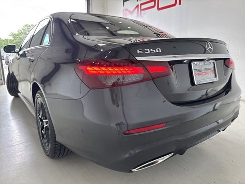 Used 2022 Mercedes-Benz E 350 4MATIC Sedan w/ AMG Line Exterior image 8