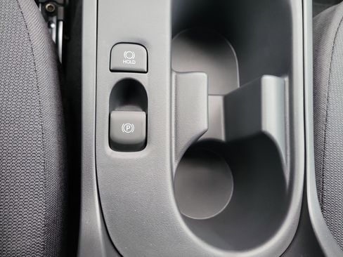 Used 2025 Toyota Corolla LE image 30