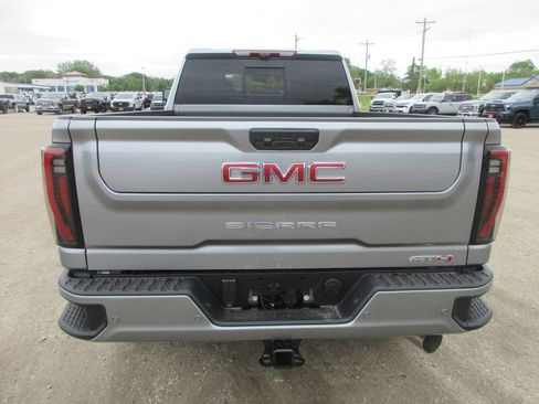 New 2026 GMC Sierra 2500 AT4 w/ AT4 Premium Plus Package AWD/4WD image 6