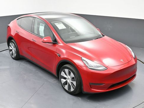 Used 2023 Tesla Model Y Long Range image 46