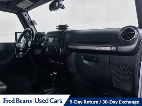 Used 2018 Jeep Wrangler Unlimited Sport S AWD/4WD image 30