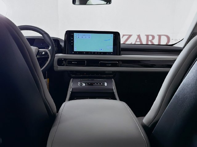 New 2026 Lincoln Aviator 2WD image 27