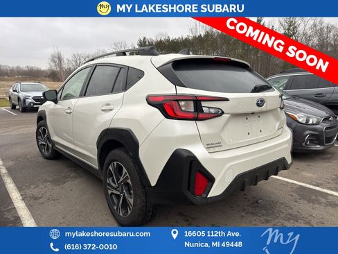 Used 2025 Subaru Crosstrek 2.0i Premium image 4