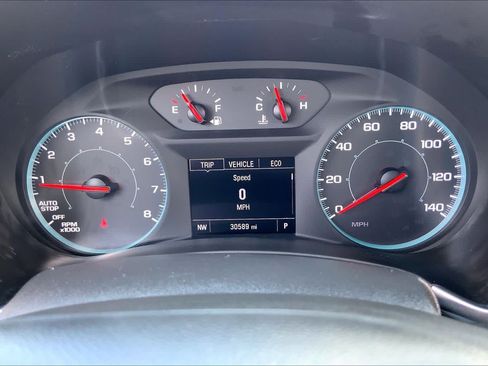 Used 2023 Chevrolet Equinox LS FWD image 25
