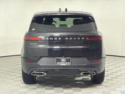 New 2026 Land Rover Range Rover Sport SE image 4