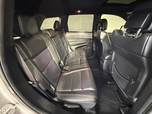 Used 2014 Jeep Grand Cherokee Limited w/ Luxury Group II AWD/4WD image 30