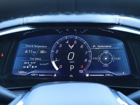 Used 2024 Chevrolet Corvette Z06 w/ Z07 Performance Package image 31