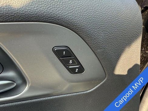 New 2026 Chrysler Pacifica Select image 11