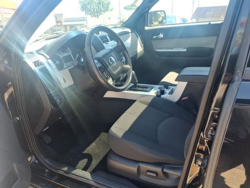 Used 2010 Mercury Mariner 2WD image 2