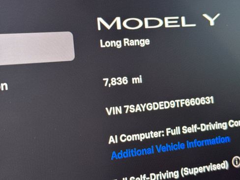 Used 2026 Tesla Model Y 2WD image 26