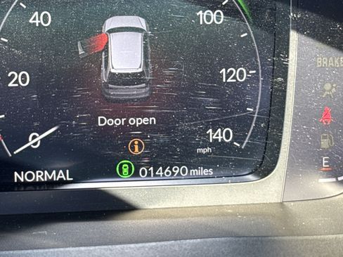 Used 2026 Honda CR-V Sport Touring image 22