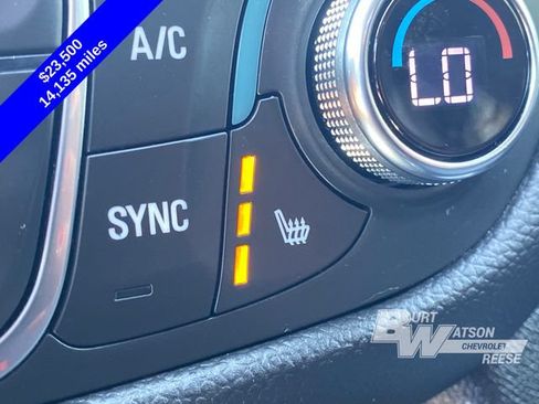 Used 2024 Chevrolet Equinox LT FWD image 29