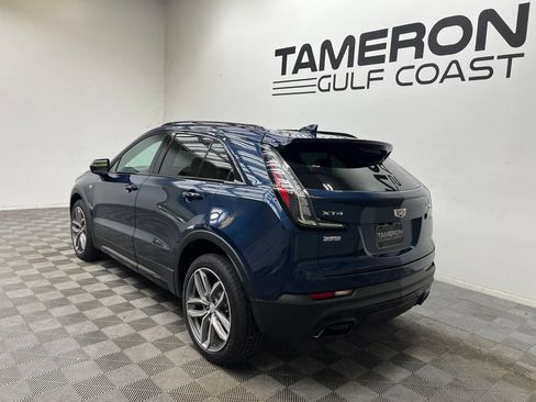 Used 2019 Cadillac XT4 Sport w/ Driver Awareness Package FWD image 3