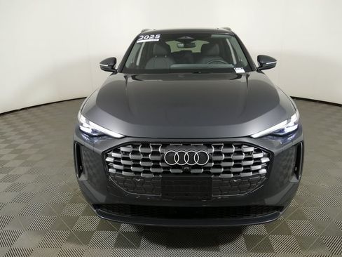 Used 2025 Audi Q5 Premium w/ Convenience Package AWD/4WD image 8