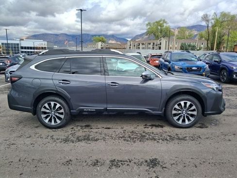 Used 2023 Subaru Outback Touring XT AWD/4WD image 2