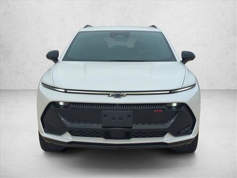 Used 2024 Chevrolet Equinox EV RS image 2