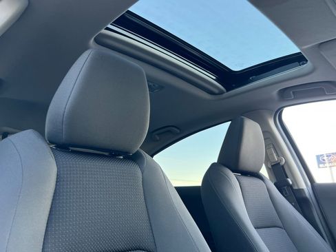 Used 2021 Honda HR-V EX image 16