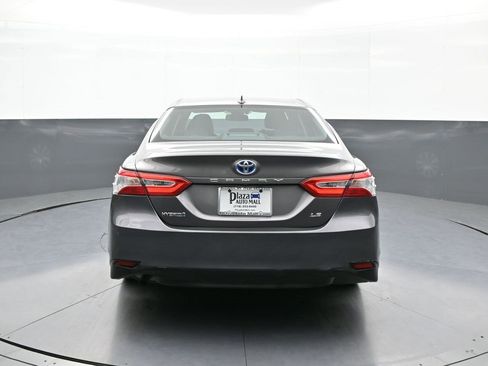 Certified 2019 Toyota Camry LE image 7