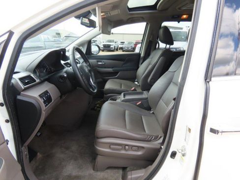 Used 2016 Honda Odyssey Touring image 26