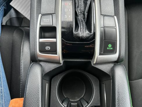 Used 2020 Honda Civic Sport image 26