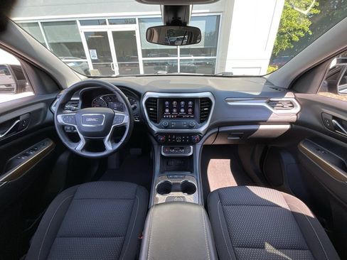 Used 2023 GMC Acadia SLE w/ Elevation Edition FWD image 18