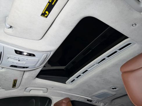 Used 2015 Audi A8 L 4.0T w/ Premium Package image 43